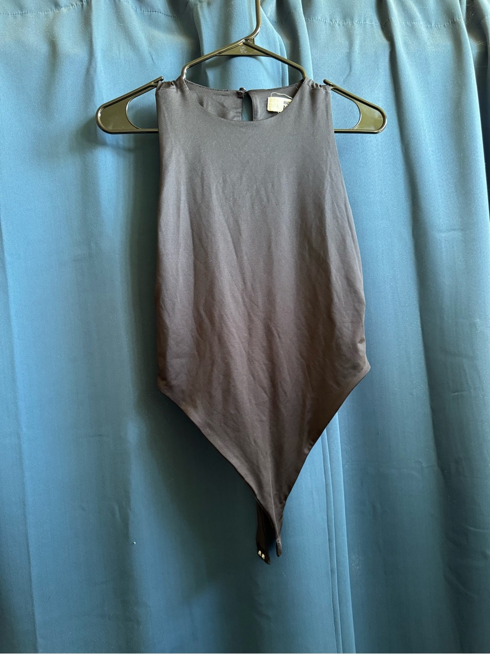 Point-Hem Sleeveless Bodysuit in Charcoal Gray